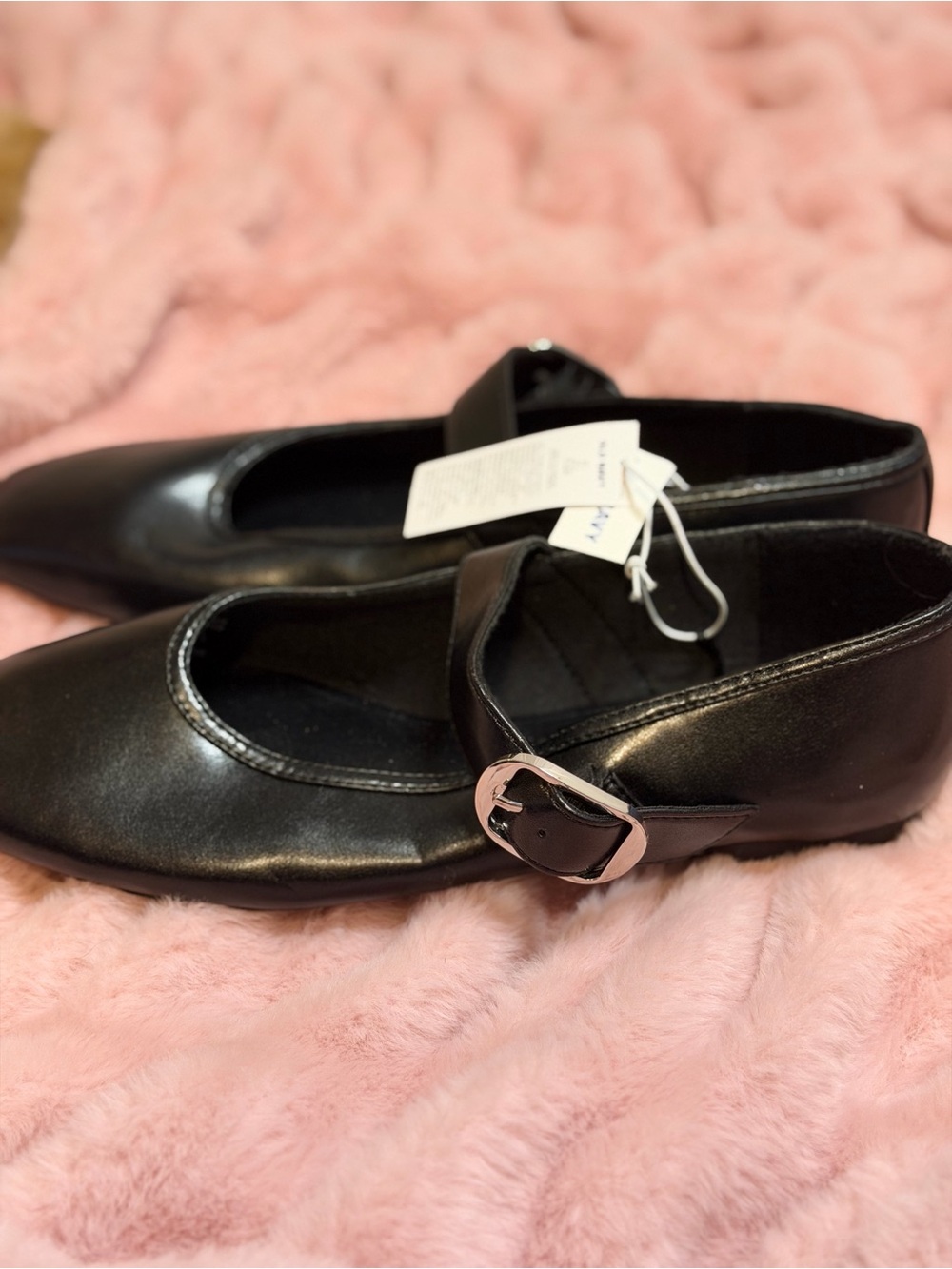 Old Navy Black Mary Jane Square-Toe Flats with Strap - Picture 2 of 3